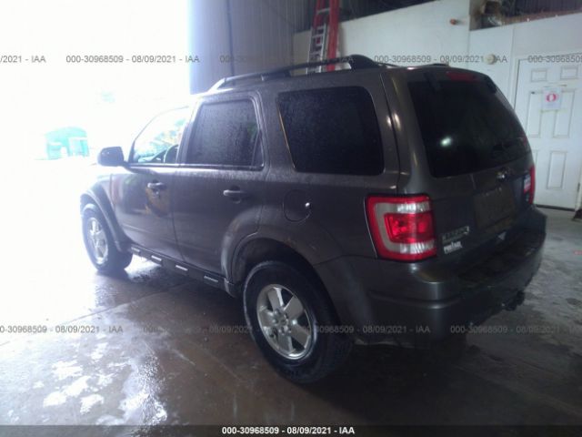 Photo 2 VIN: 1FMCU0DG7BKB01922 - FORD ESCAPE 