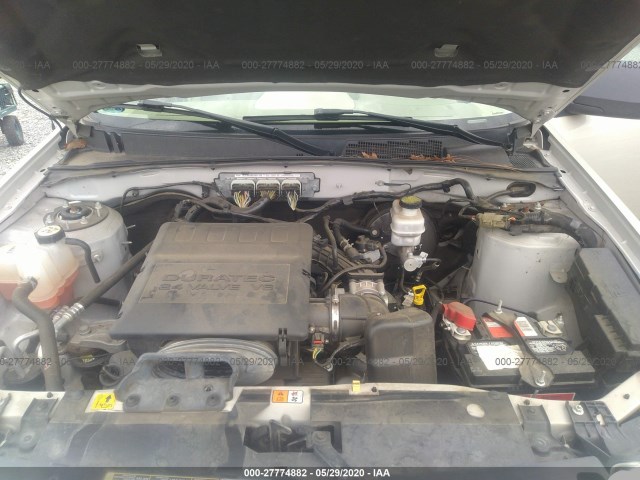 Photo 9 VIN: 1FMCU0DG7BKC70287 - FORD ESCAPE 