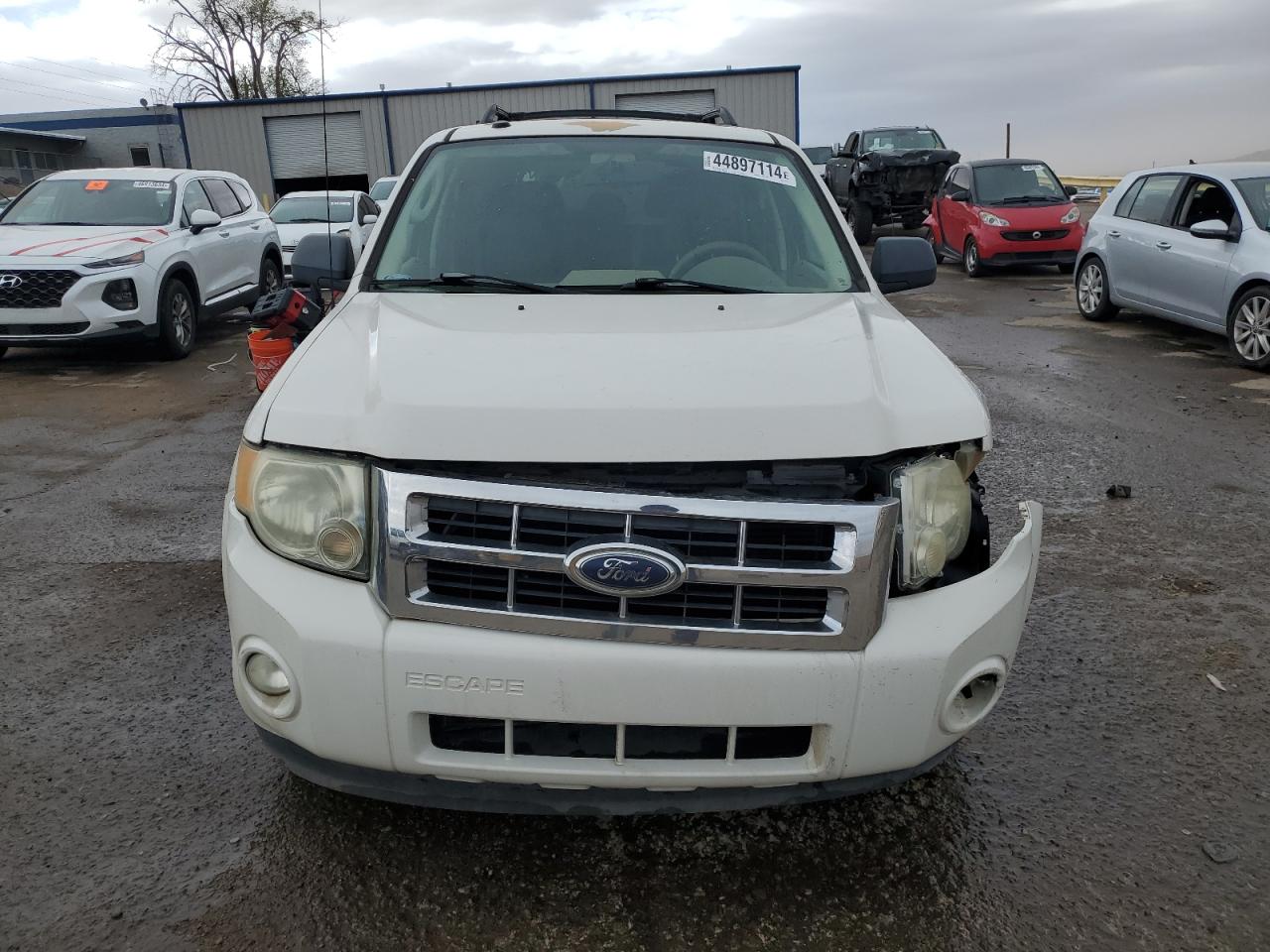 Photo 4 VIN: 1FMCU0DG8AKA02444 - FORD ESCAPE 