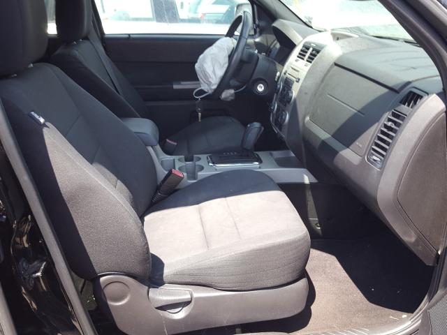 Photo 4 VIN: 1FMCU0DG8AKC52265 - FORD ESCAPE XLT 