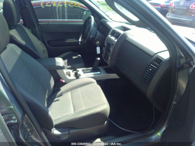 Photo 4 VIN: 1FMCU0DG8AKD44041 - FORD ESCAPE 