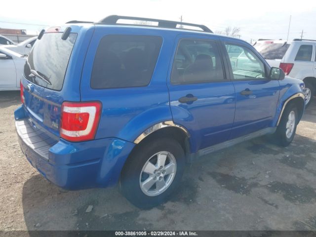 Photo 3 VIN: 1FMCU0DG8BKB43421 - FORD ESCAPE 