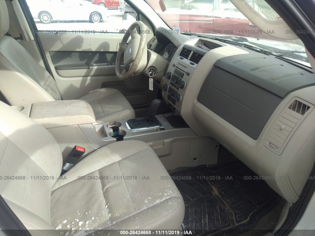 Photo 4 VIN: 1FMCU0DG8BKB96829 - FORD ESCAPE 