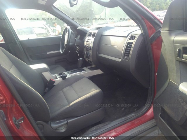 Photo 4 VIN: 1FMCU0DG8BKC53692 - FORD ESCAPE XLT 