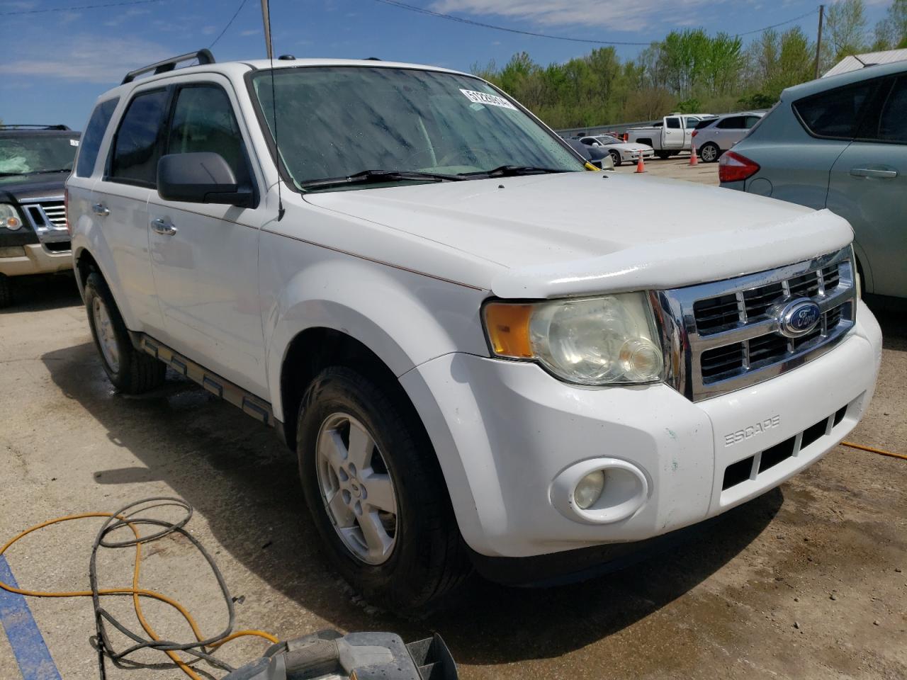 Photo 3 VIN: 1FMCU0DG9AKC52159 - FORD ESCAPE 