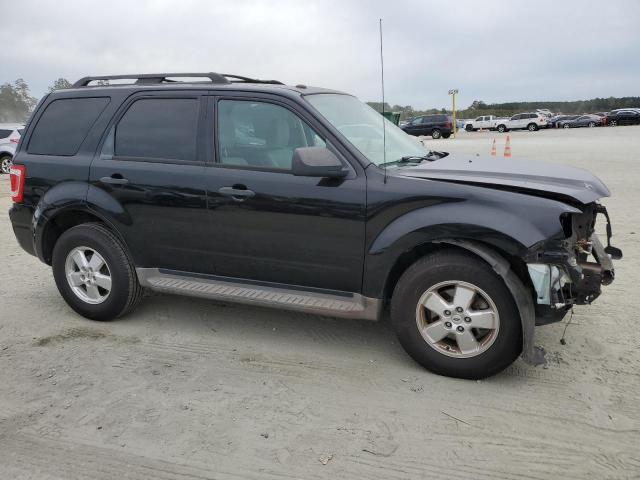 Photo 3 VIN: 1FMCU0DG9AKC63713 - FORD ESCAPE XLT 