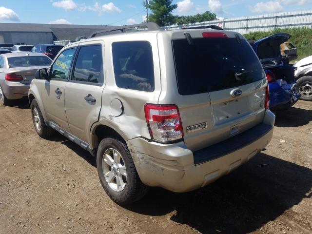 Photo 2 VIN: 1FMCU0DG9AKC95139 - FORD ESCAPE XLT 