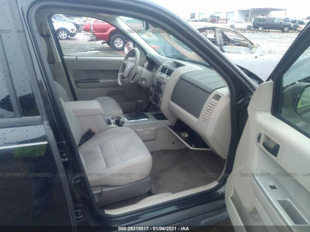 Photo 4 VIN: 1FMCU0DG9BKA16631 - FORD ESCAPE 