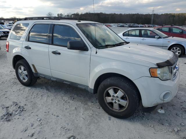 Photo 3 VIN: 1FMCU0DGXAKA02686 - FORD ESCAPE XLT 