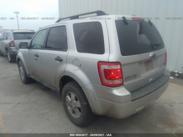 Photo 2 VIN: 1FMCU0DGXAKA08424 - FORD ESCAPE 