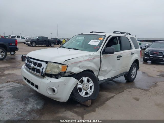 Photo 1 VIN: 1FMCU0DGXAKB29518 - FORD ESCAPE 