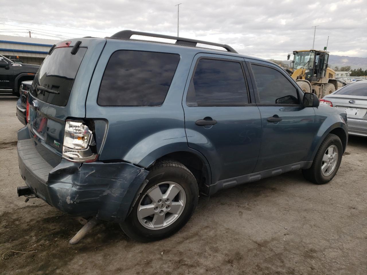 Photo 2 VIN: 1FMCU0DGXAKD16208 - FORD ESCAPE 