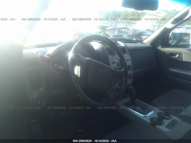 Photo 4 VIN: 1FMCU0DGXBKC15736 - FORD ESCAPE 