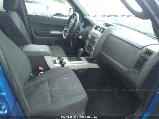 Photo 4 VIN: 1FMCU0DGXCKA39532 - FORD ESCAPE 