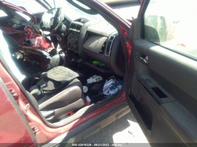 Photo 4 VIN: 1FMCU0E70AKC48743 - FORD ESCAPE 