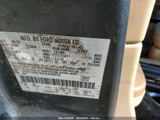 Photo 8 VIN: 1FMCU0E75AKA09074 - FORD ESCAPE 