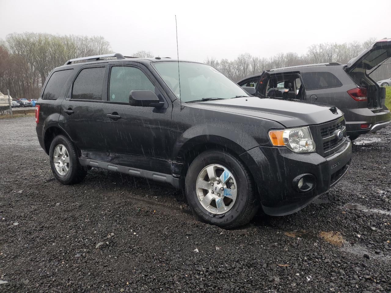 Photo 3 VIN: 1FMCU0E76CKB17268 - FORD ESCAPE 