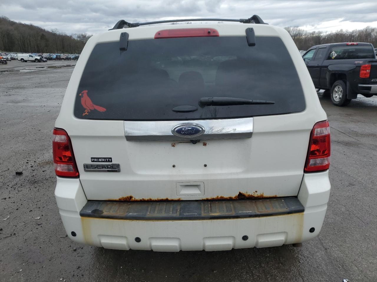 Photo 5 VIN: 1FMCU0E7XCKB02112 - FORD ESCAPE 