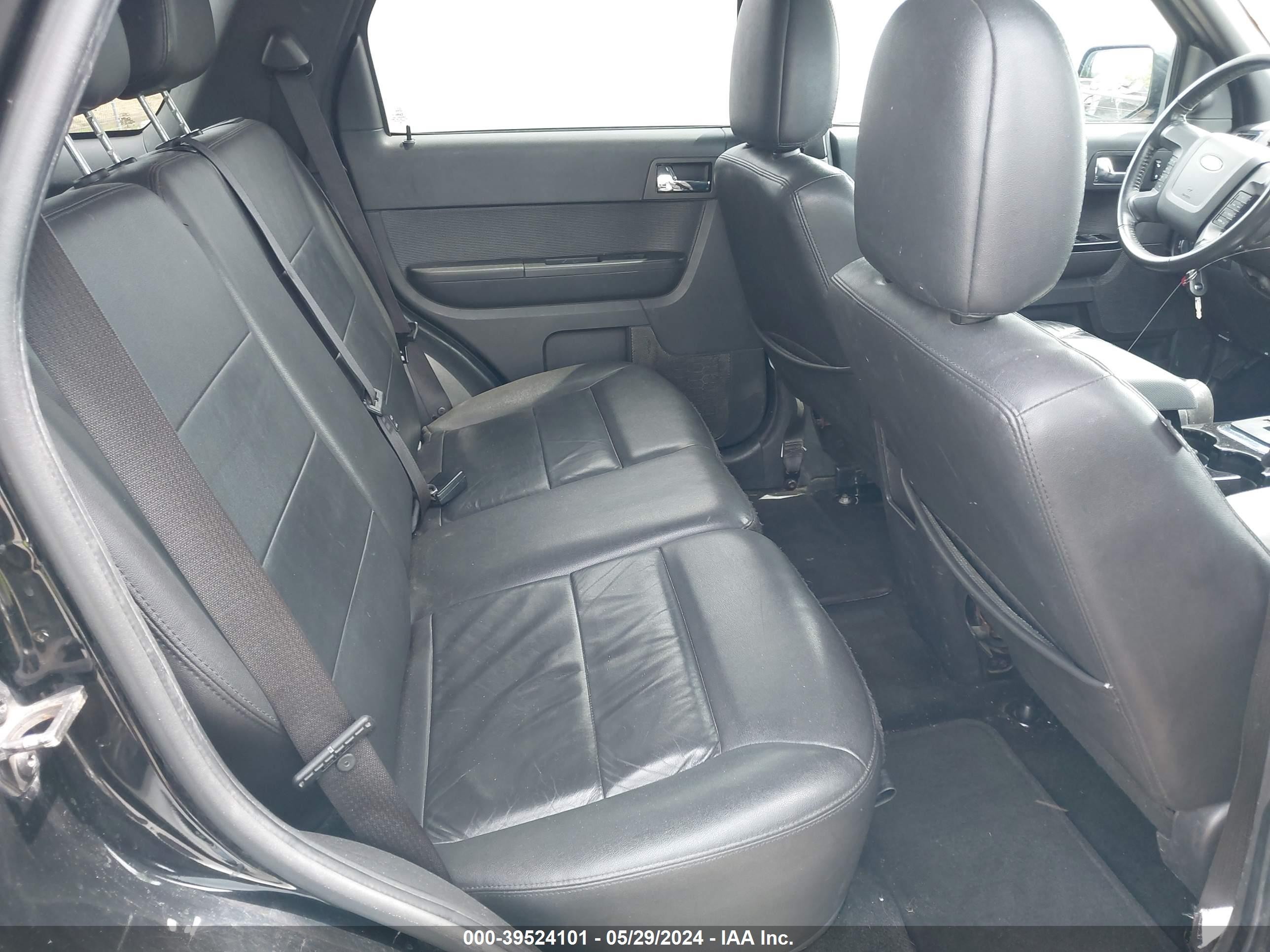 Photo 7 VIN: 1FMCU0EG1CKC16922 - FORD ESCAPE 