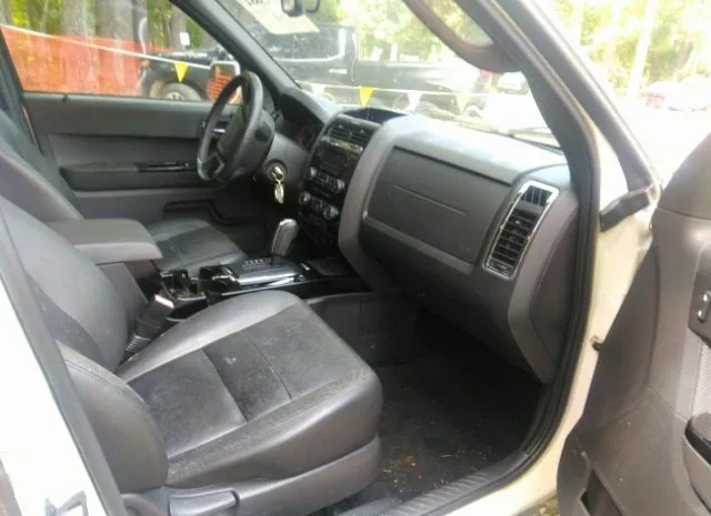 Photo 4 VIN: 1FMCU0EG2CKB70338 - FORD ESCAPE 