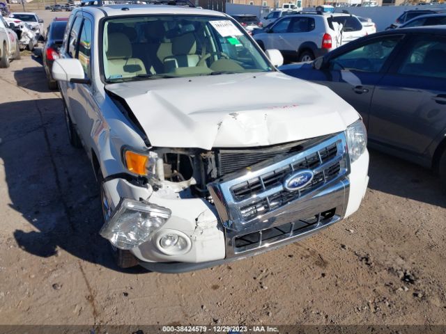 Photo 5 VIN: 1FMCU0EG3CKC01001 - FORD ESCAPE 