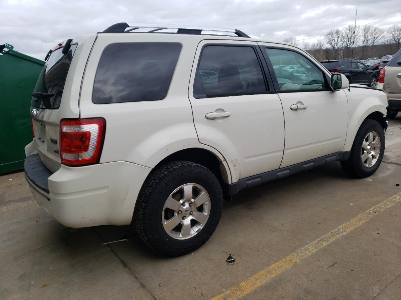 Photo 2 VIN: 1FMCU0EG4CKC55925 - FORD ESCAPE 