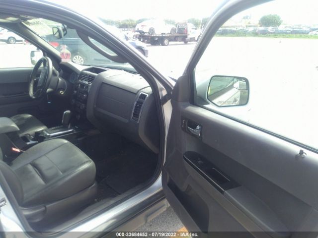 Photo 4 VIN: 1FMCU0EG5BKB73751 - FORD ESCAPE 