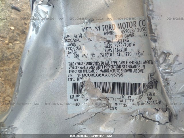 Photo 8 VIN: 1FMCU0EG8AKC15795 - FORD ESCAPE 