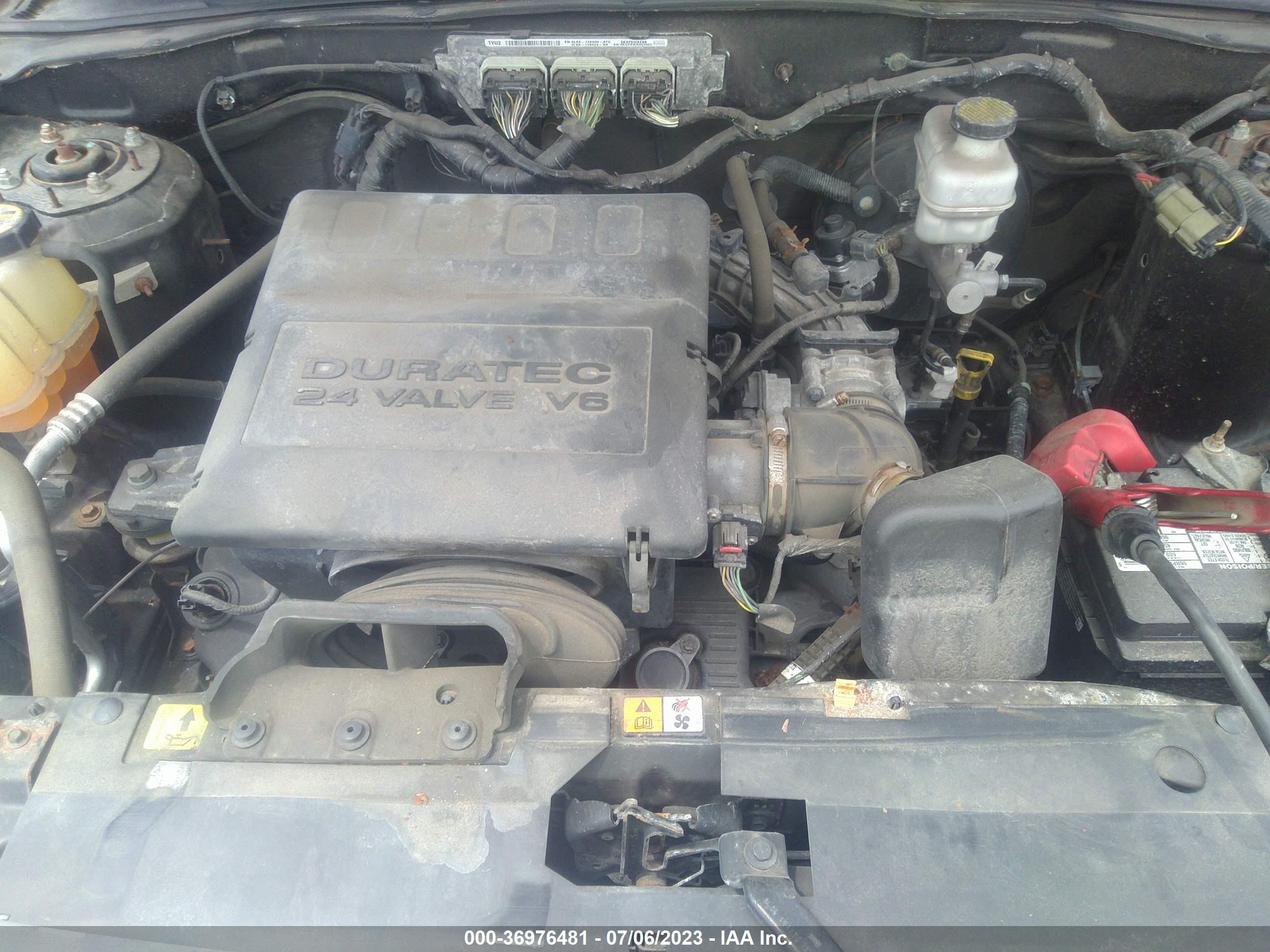 Photo 9 VIN: 1FMCU0EG8BKA61204 - FORD ESCAPE 