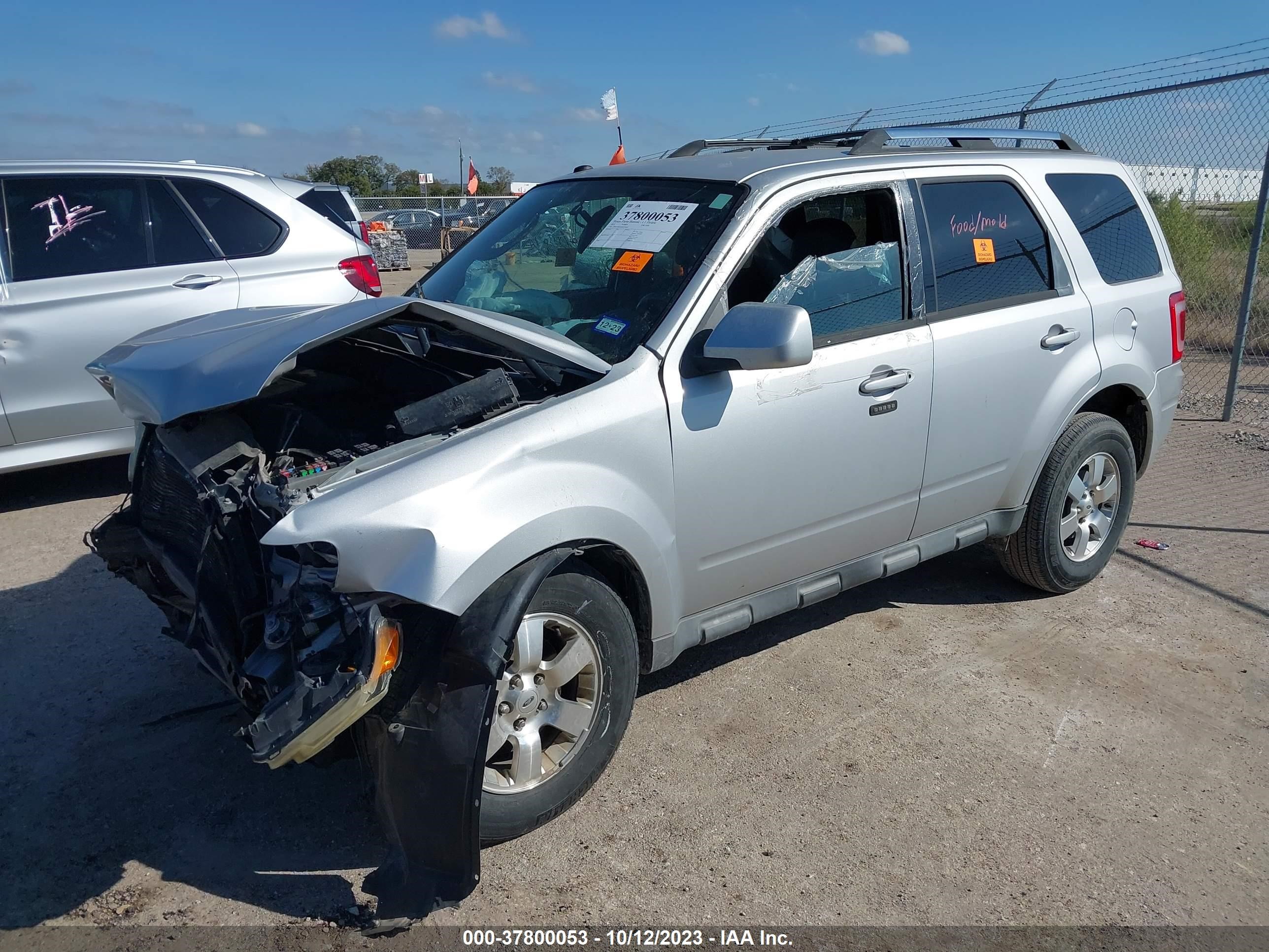 Photo 1 VIN: 1FMCU0EGXBKC42465 - FORD ESCAPE 