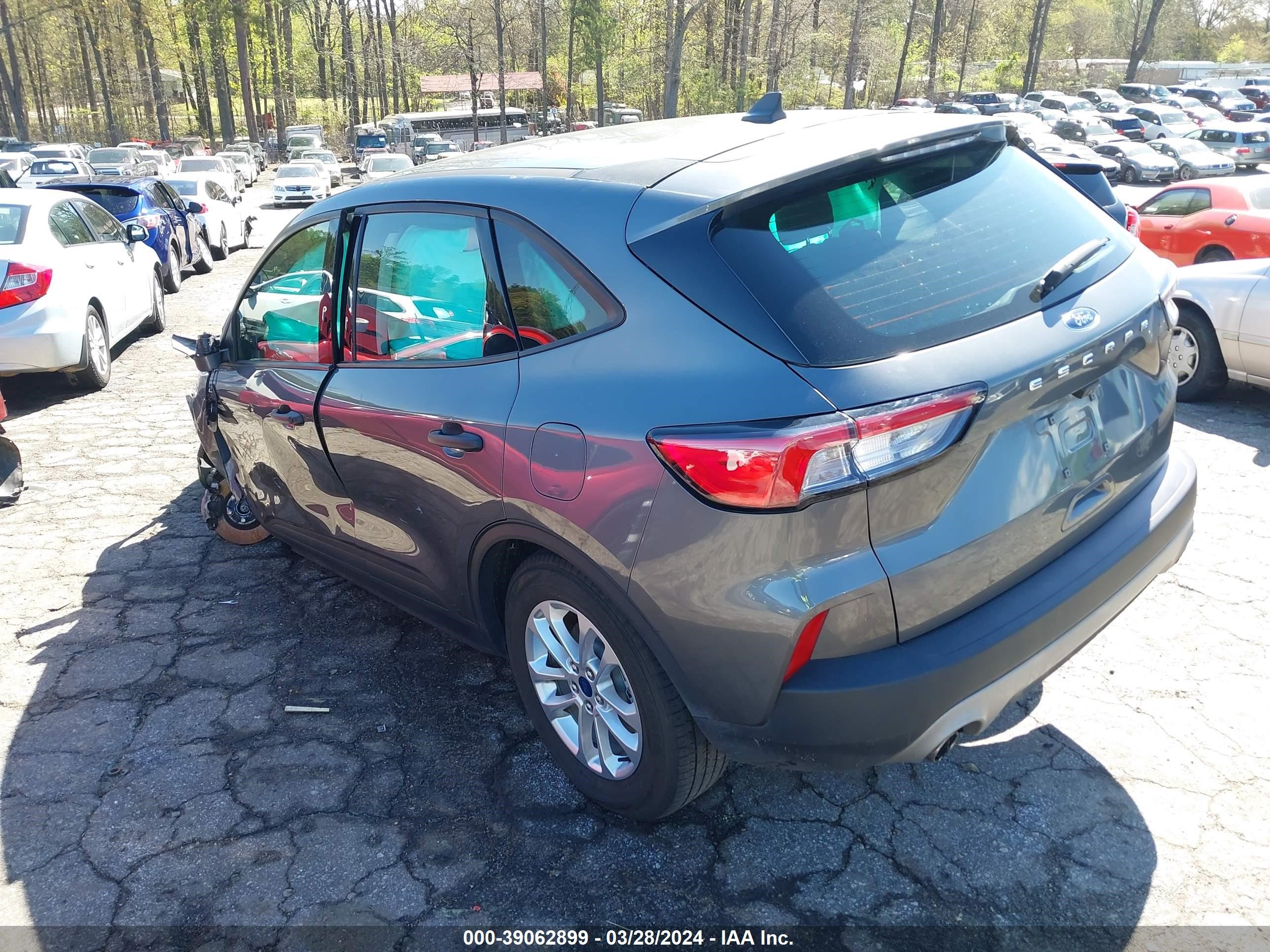 Photo 2 VIN: 1FMCU0F61NUB17174 - FORD ESCAPE 