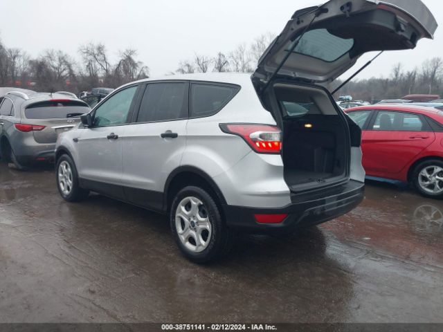 Photo 2 VIN: 1FMCU0F70HUA89235 - FORD ESCAPE 