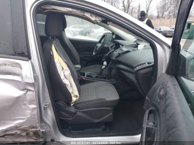 Photo 4 VIN: 1FMCU0F70HUA89235 - FORD ESCAPE 