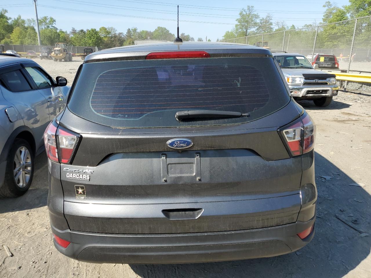 Photo 5 VIN: 1FMCU0F70HUC44303 - FORD ESCAPE 