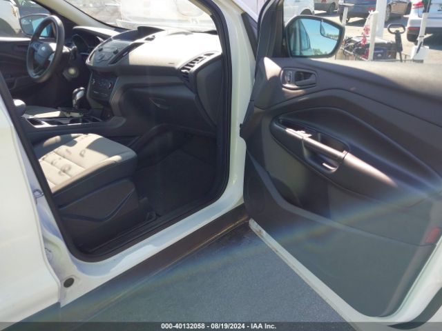 Photo 4 VIN: 1FMCU0F70KUB14447 - FORD ESCAPE 