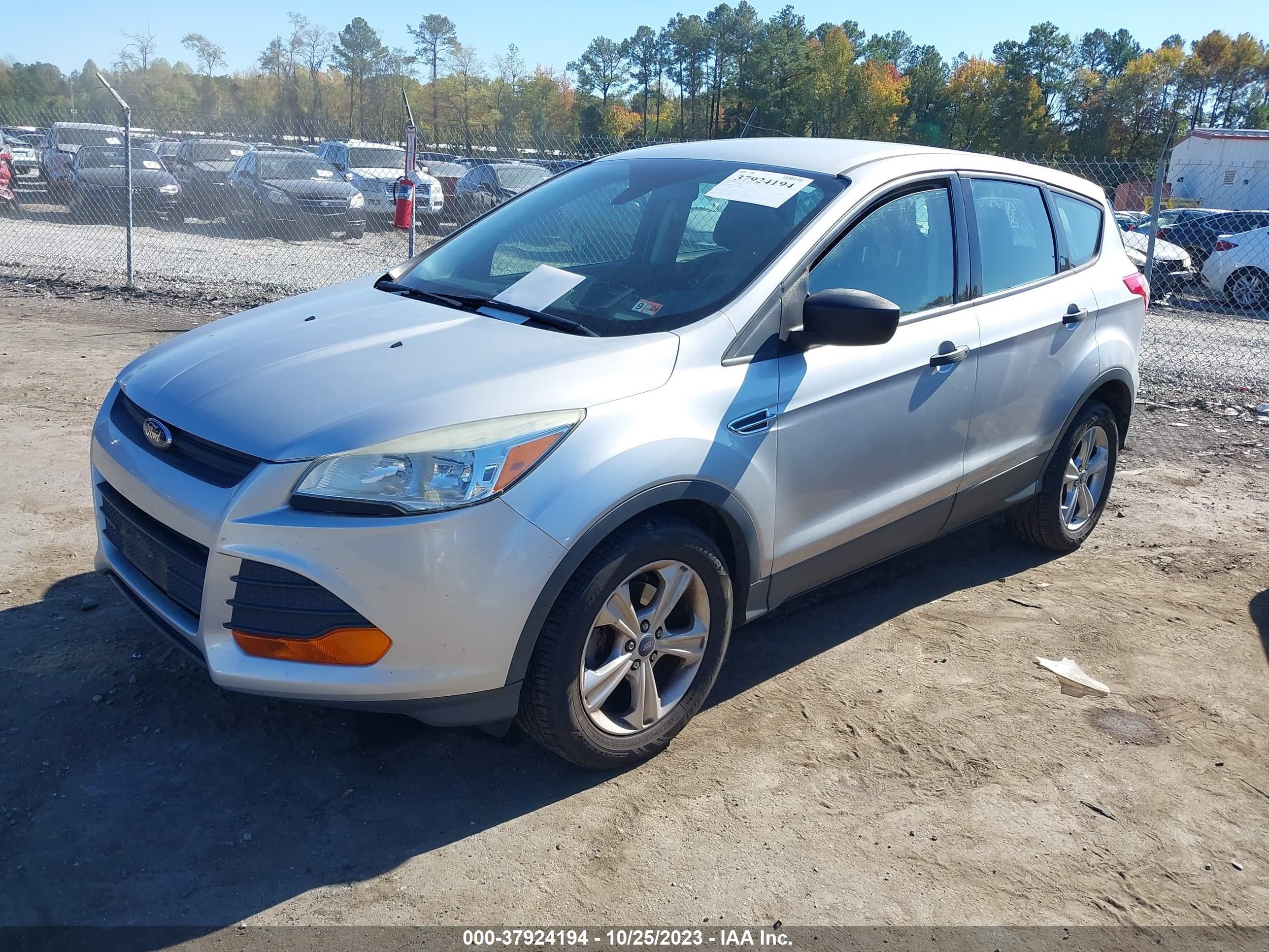 Photo 1 VIN: 1FMCU0F71EUE35062 - FORD ESCAPE 