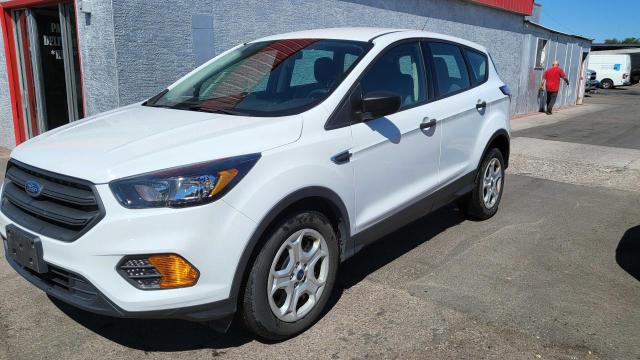 Photo 1 VIN: 1FMCU0F71JUC49807 - FORD ESCAPE S 