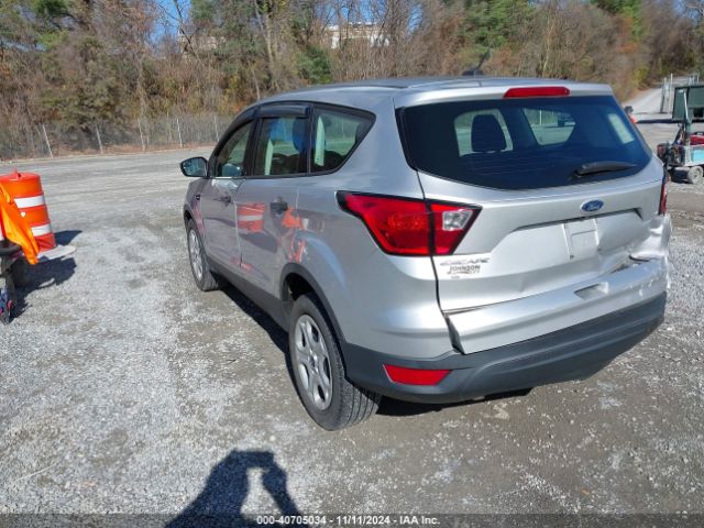 Photo 2 VIN: 1FMCU0F71KUB24064 - FORD ESCAPE 