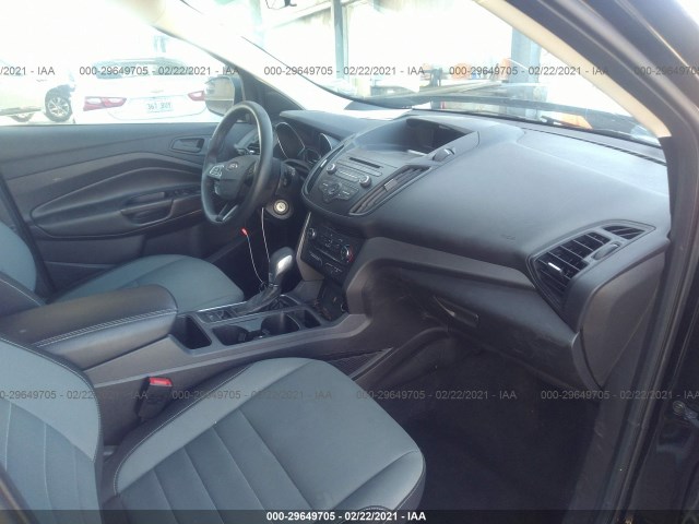 Photo 4 VIN: 1FMCU0F72JUA27700 - FORD ESCAPE 