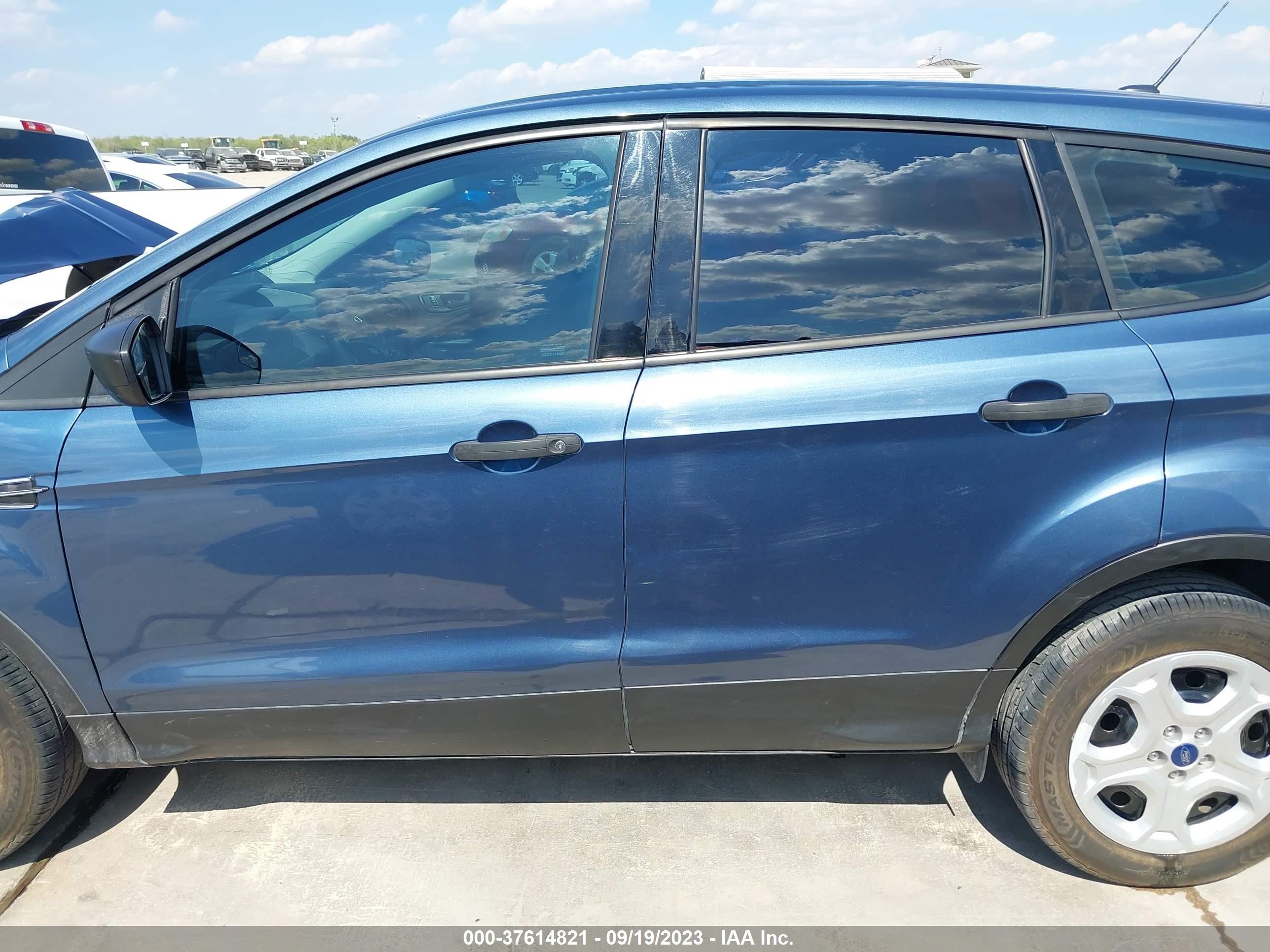 Photo 14 VIN: 1FMCU0F72JUA36283 - FORD ESCAPE 