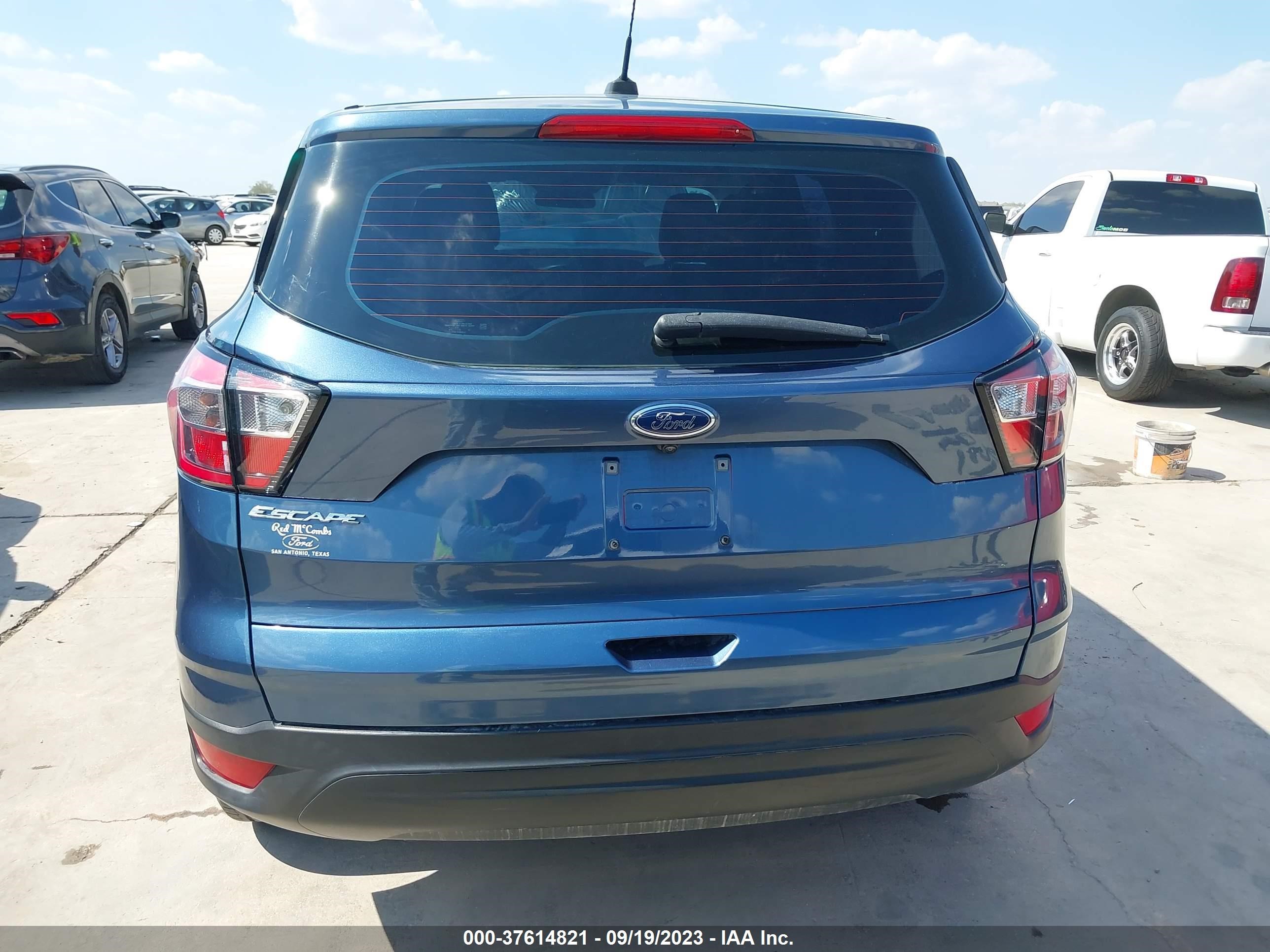 Photo 16 VIN: 1FMCU0F72JUA36283 - FORD ESCAPE 