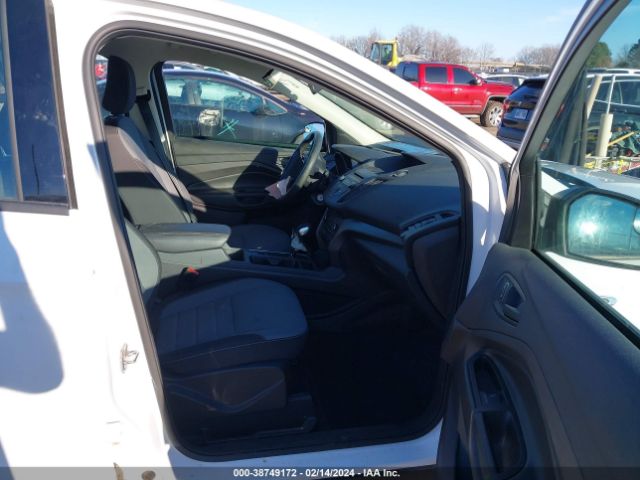 Photo 4 VIN: 1FMCU0F72JUB96888 - FORD ESCAPE 