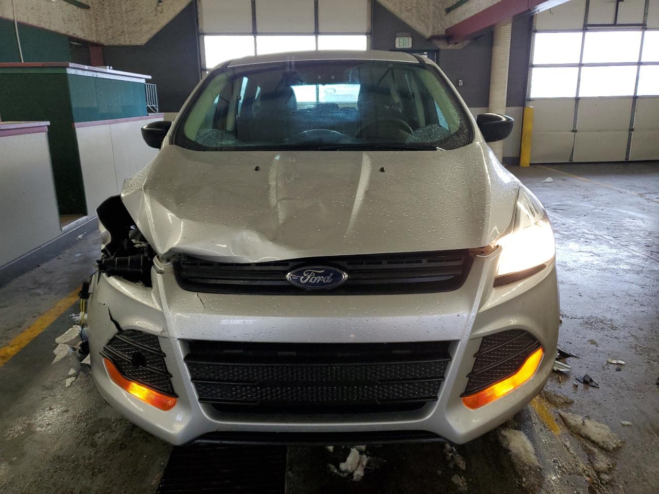 Photo 4 VIN: 1FMCU0F73GUB80403 - FORD ESCAPE 