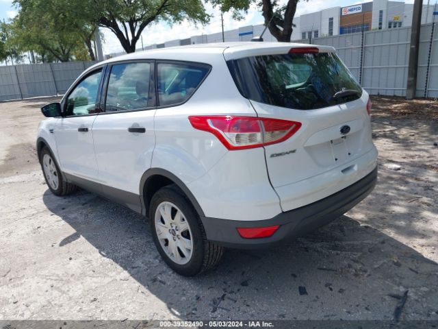 Photo 2 VIN: 1FMCU0F73GUC58520 - FORD ESCAPE 