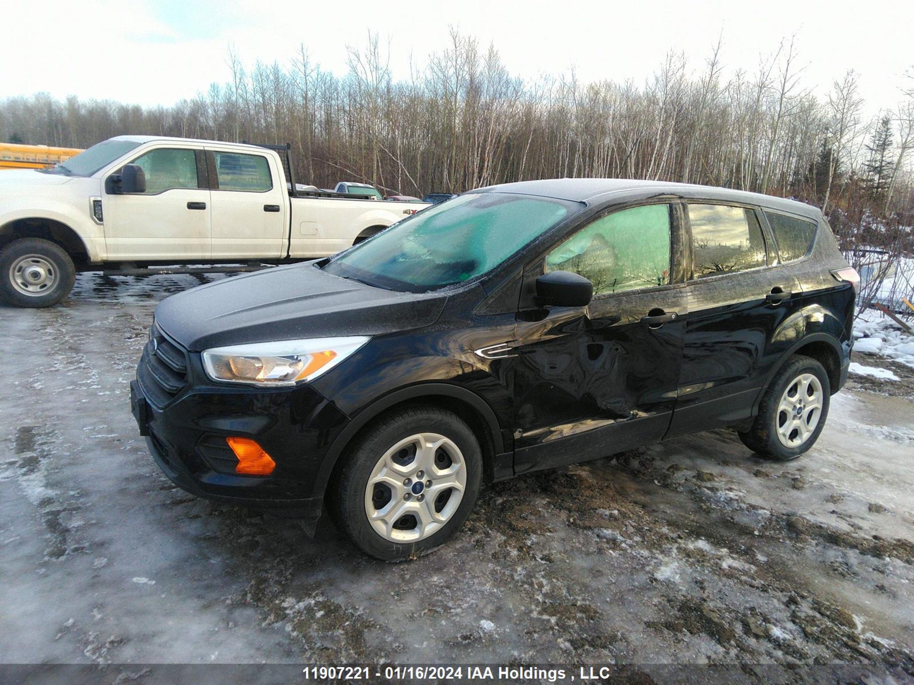 Photo 1 VIN: 1FMCU0F73HUA34410 - FORD ESCAPE 