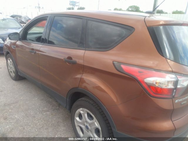 Photo 2 VIN: 1FMCU0F73HUA80755 - FORD ESCAPE 