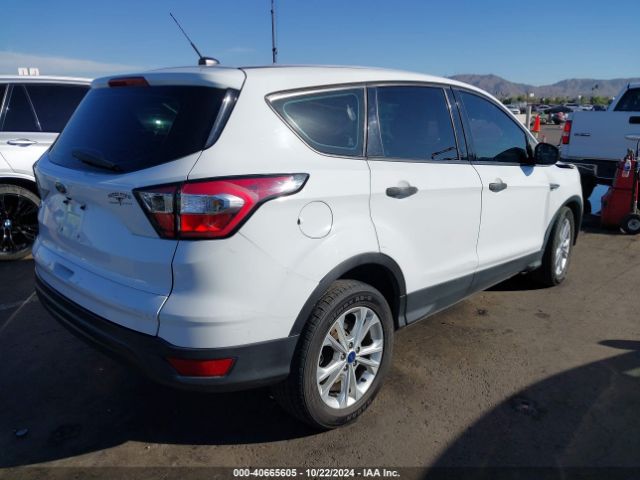 Photo 3 VIN: 1FMCU0F73HUC67428 - FORD ESCAPE 