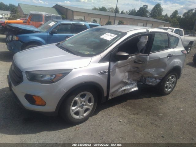 Photo 1 VIN: 1FMCU0F73JUA49317 - FORD ESCAPE 