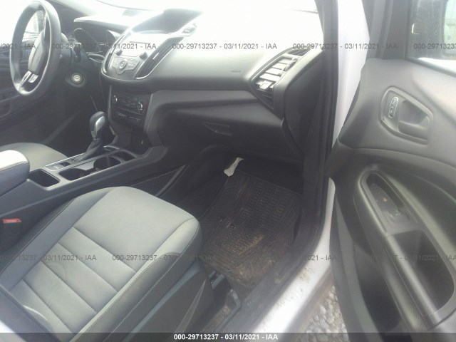 Photo 4 VIN: 1FMCU0F74HUD18211 - FORD ESCAPE 