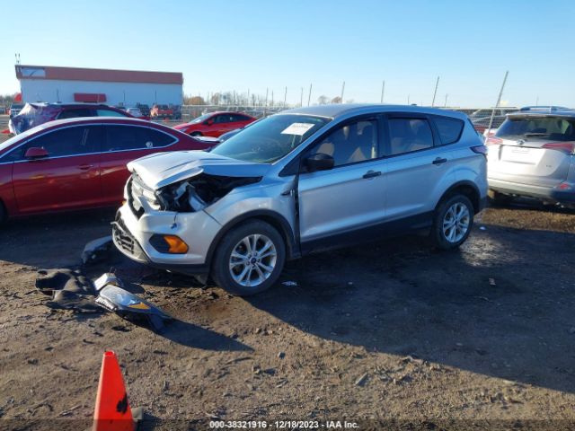 Photo 1 VIN: 1FMCU0F74JUA27939 - FORD ESCAPE 